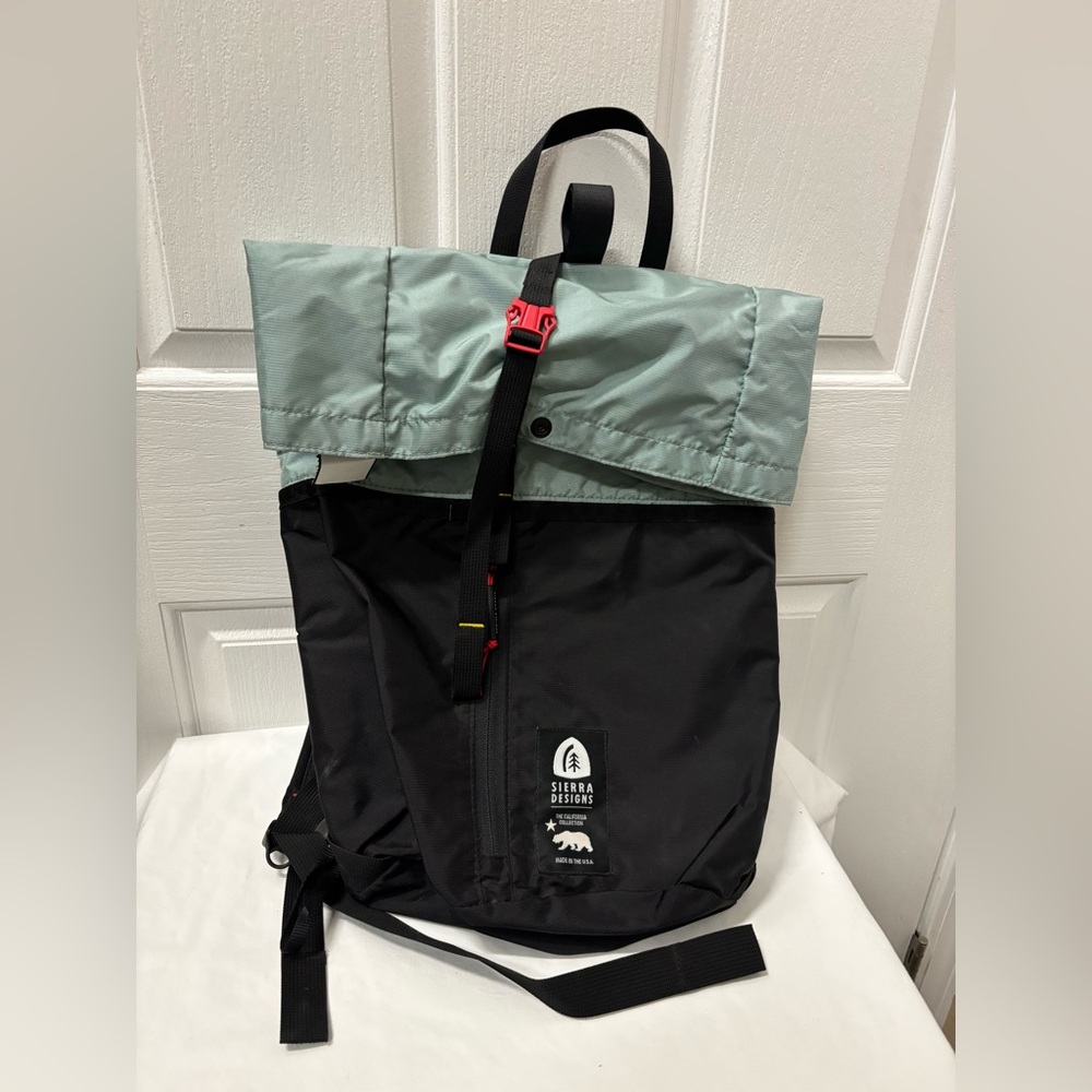 Sierra DesignsTwo-Tone Backpack - Picture 3 of 13